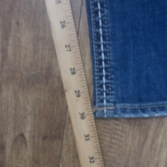 Rock Revival Women's 26 Skinny Noelle Bejeweled Rhinestones Distressed NWT - Picture 9 of 12